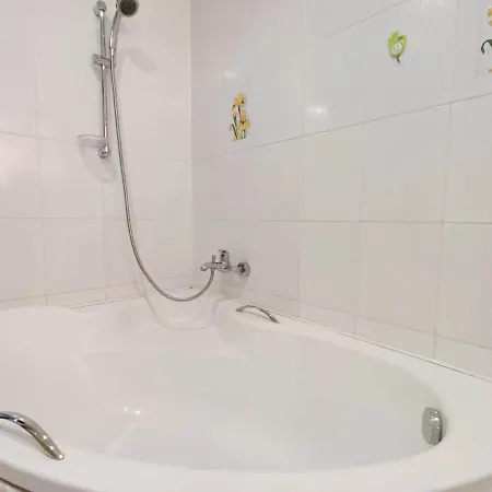 будинок з 5 кімнатами та підземним гаражем у моря в совіньйоні Hébergement de vacances