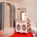 Casa vacanze будинок з 5 кімнатами та підземним гаражем у моря в совіньйоні