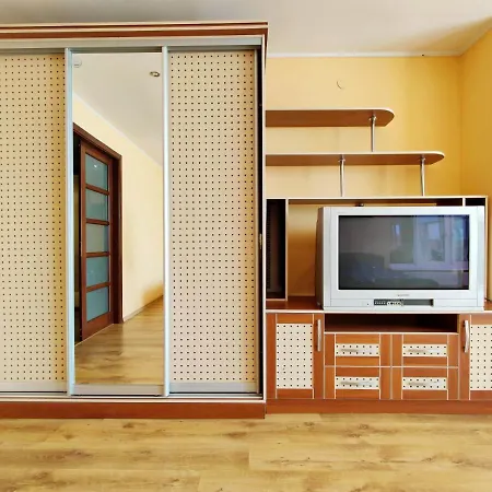 Casa vacanze будинок з 5 кімнатами та підземним гаражем у моря в совіньйоні